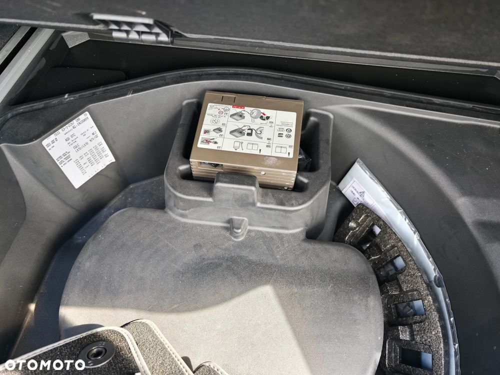 Audi A6 Avant 2.0 TDI DPF sport selection - 13