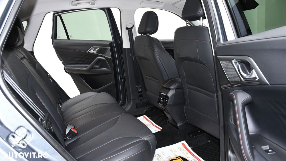 MG HS 1.5 T-GDi 7DCT Exclusive - 11