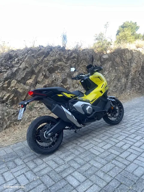 Honda ADV 750 modelo 2025 - 7