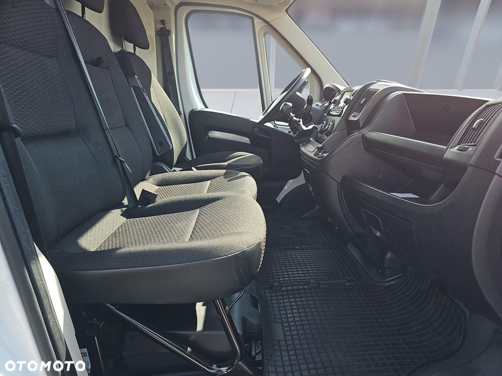 Opel movano 2.2CDTI L4H3 3.5t 140KM FWD - 12