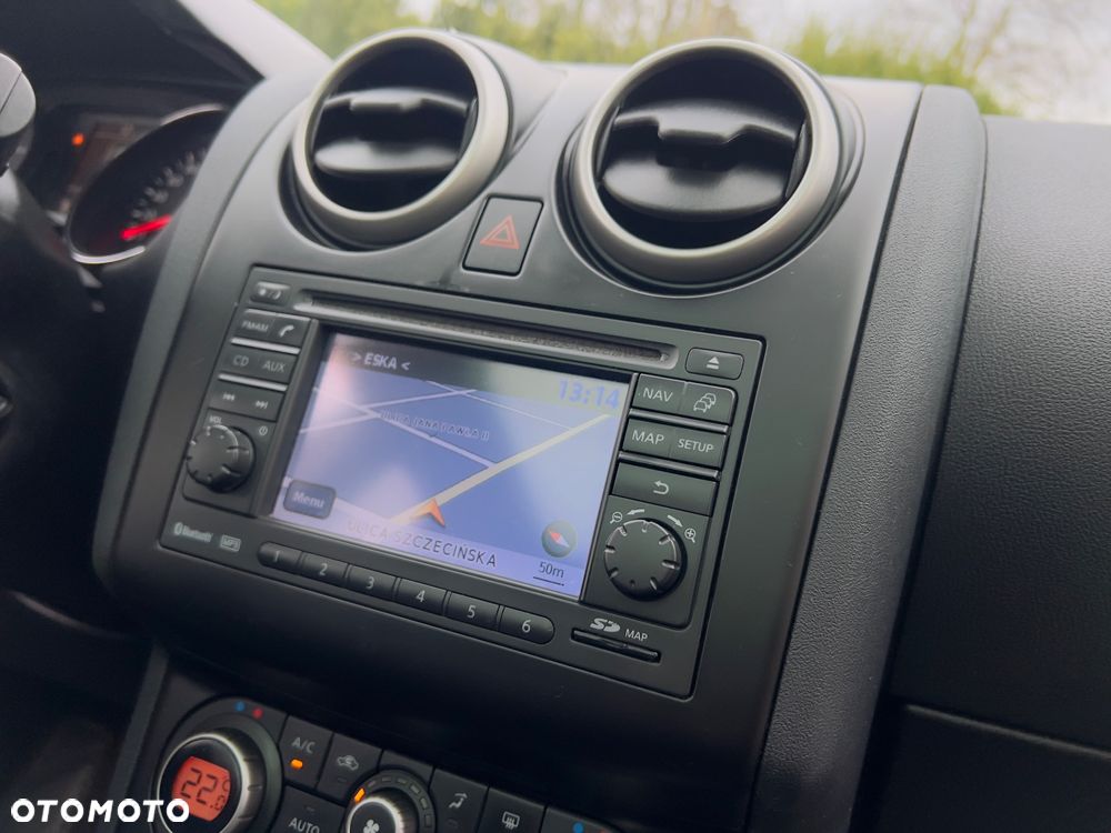 Nissan Qashqai 2.0 dCi DPF tekna - 12