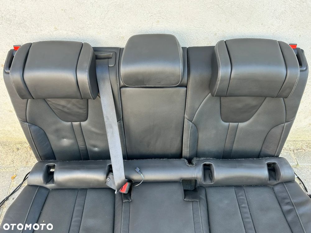 FOTELE KANAPA BOCZKI TUNEL SKODA OCTAVIA 4 IV SKÓRA KOMPLET - 17
