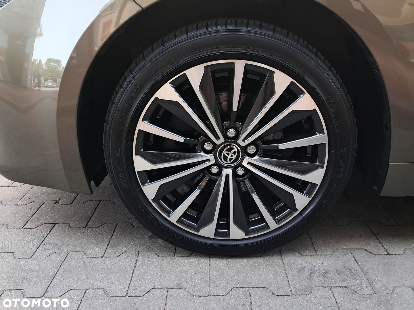 Toyota Corolla - 9