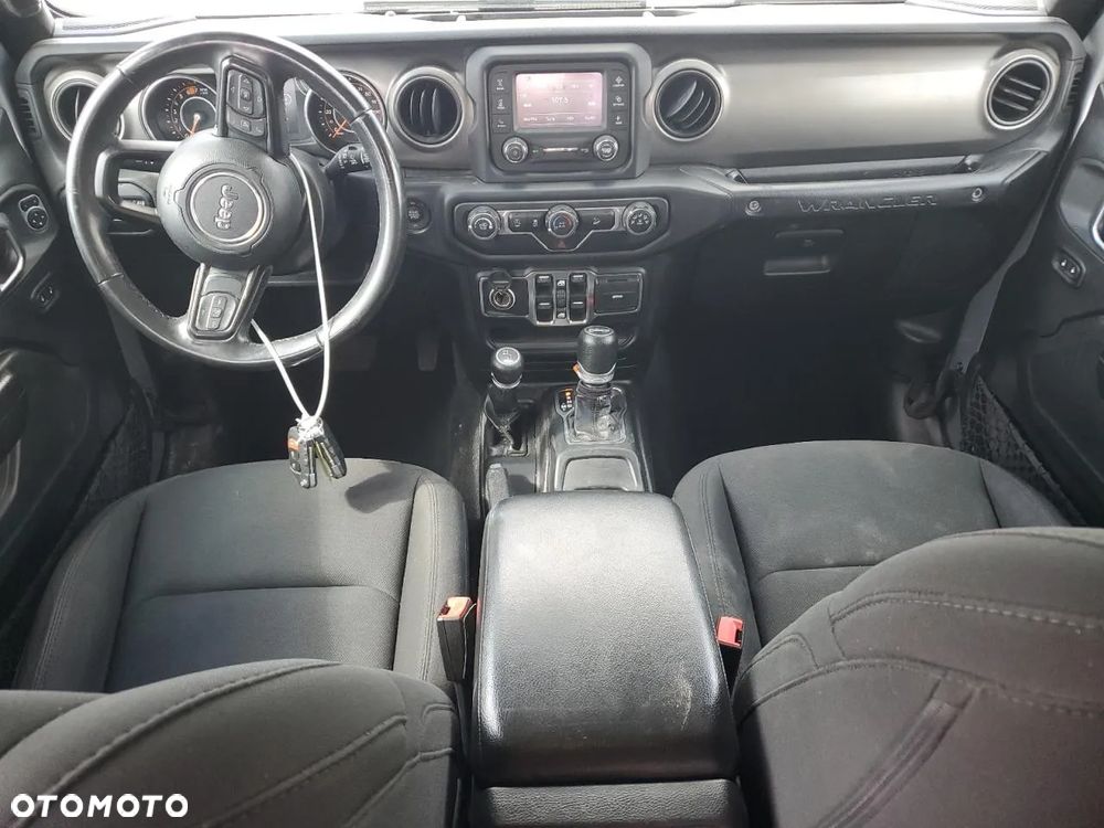 Jeep Wrangler Unlimited Hard-Top 5-Türer Sport - 7