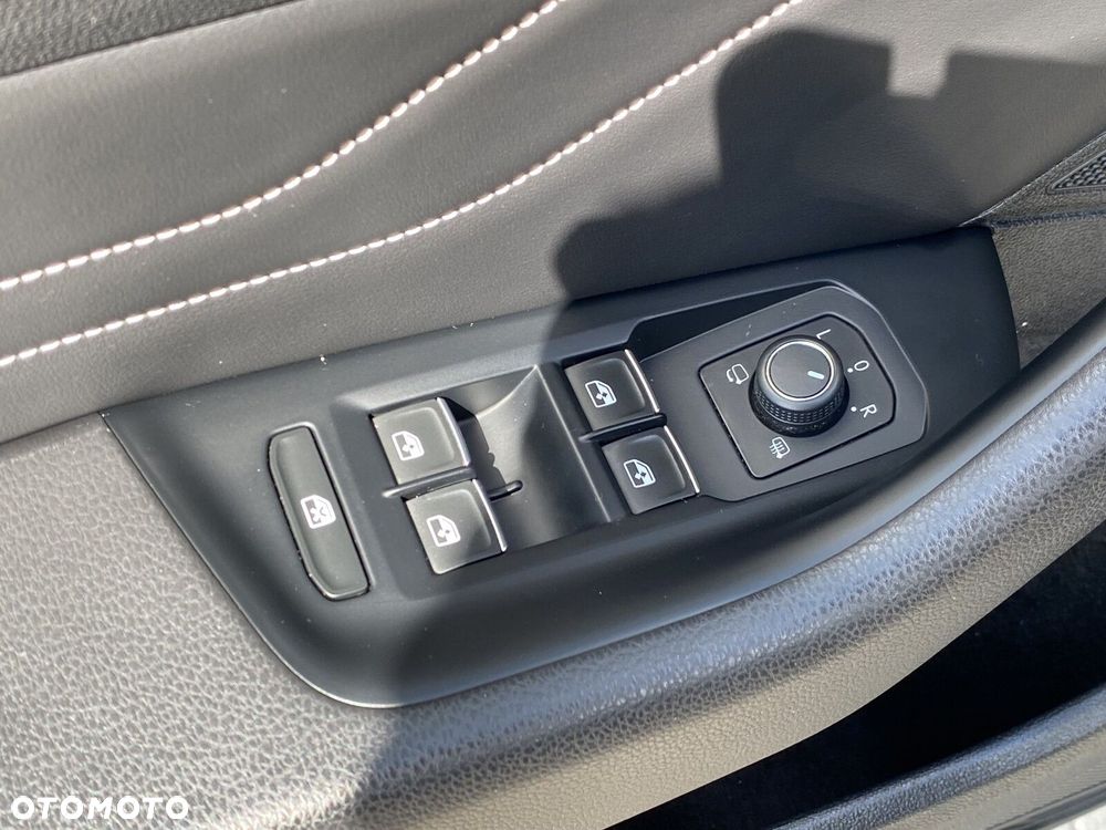 Volkswagen Passat Variant - 15