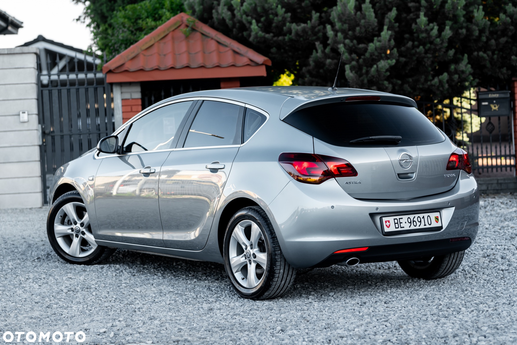 Opel Astra 1.6 Turbo Sport - 18