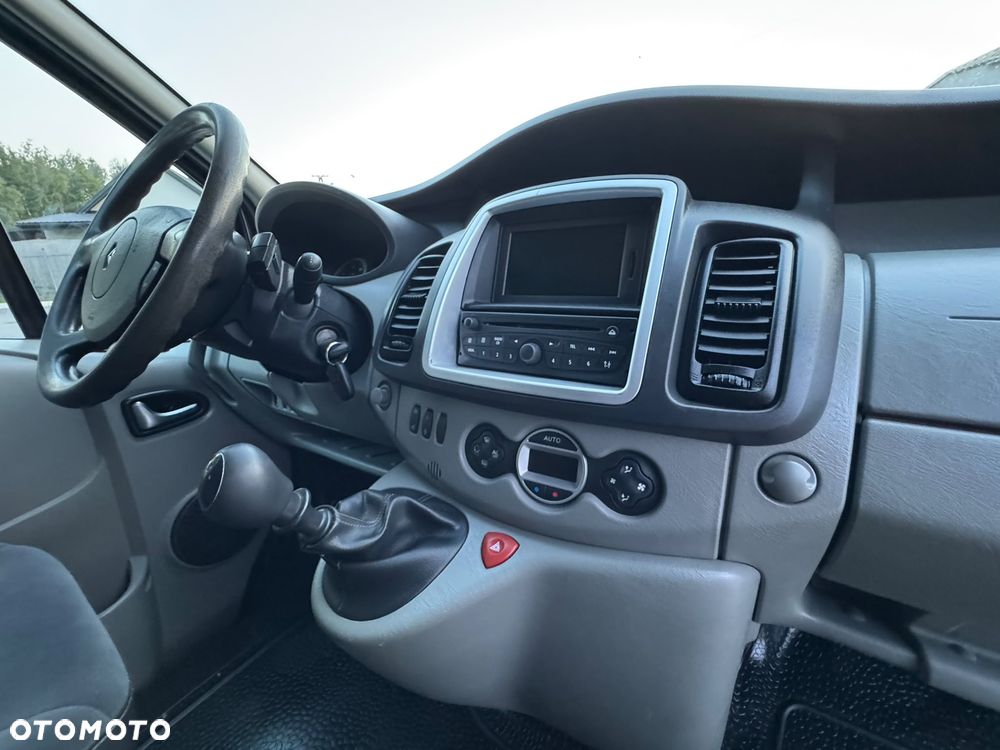Renault TRAFIC L2H1 Long Climatronic Elektryka Tempomat Navi Dubel Kabina Brygadówka Rury Hak Pdc - 17