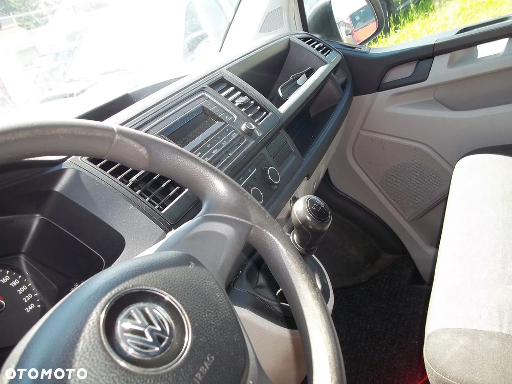 Volkswagen transporter T6 - 15