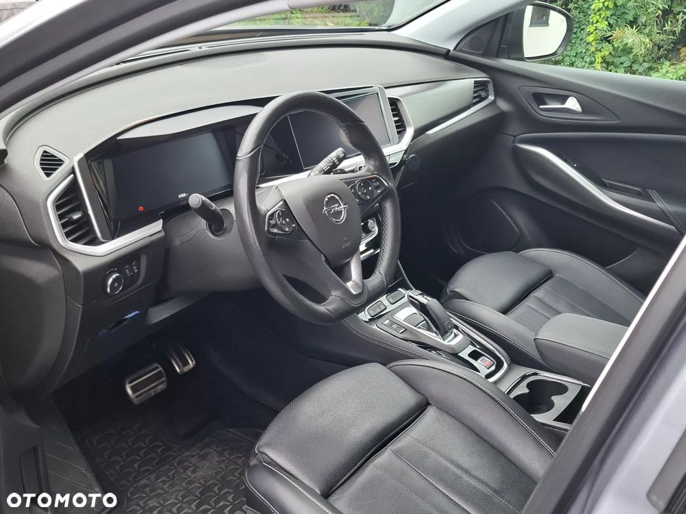 Opel Grandland 1.2 T Business Elegance S&S - 20