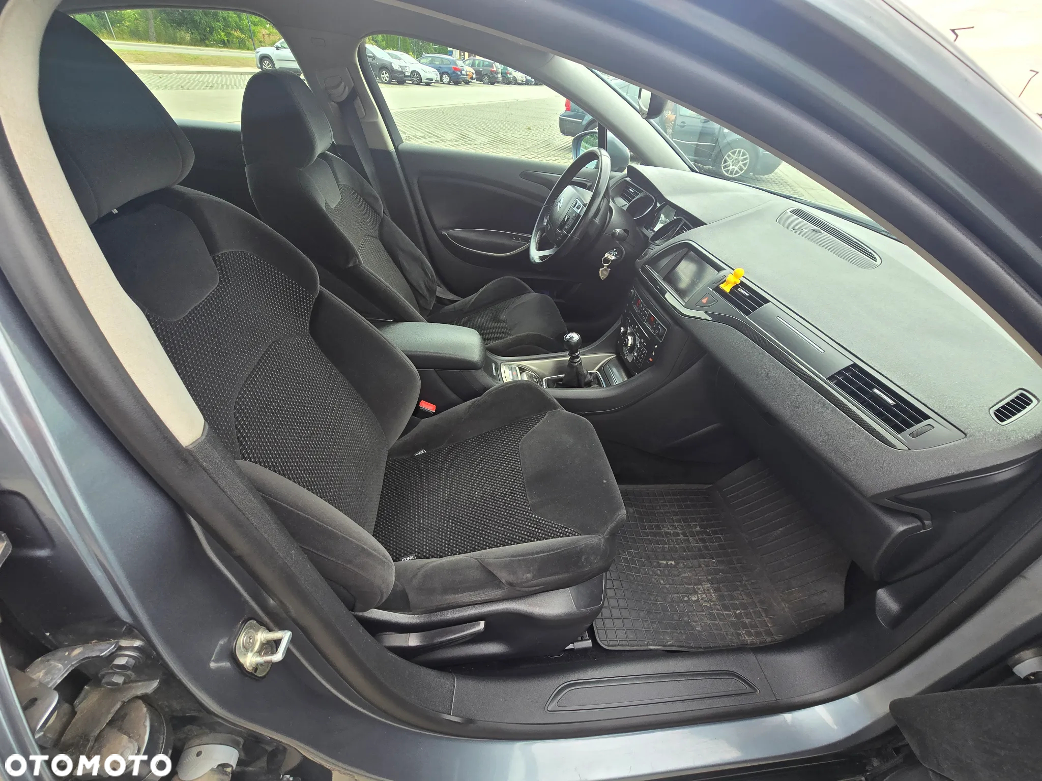 Citroën C5 2.0 HDi Confort - 10