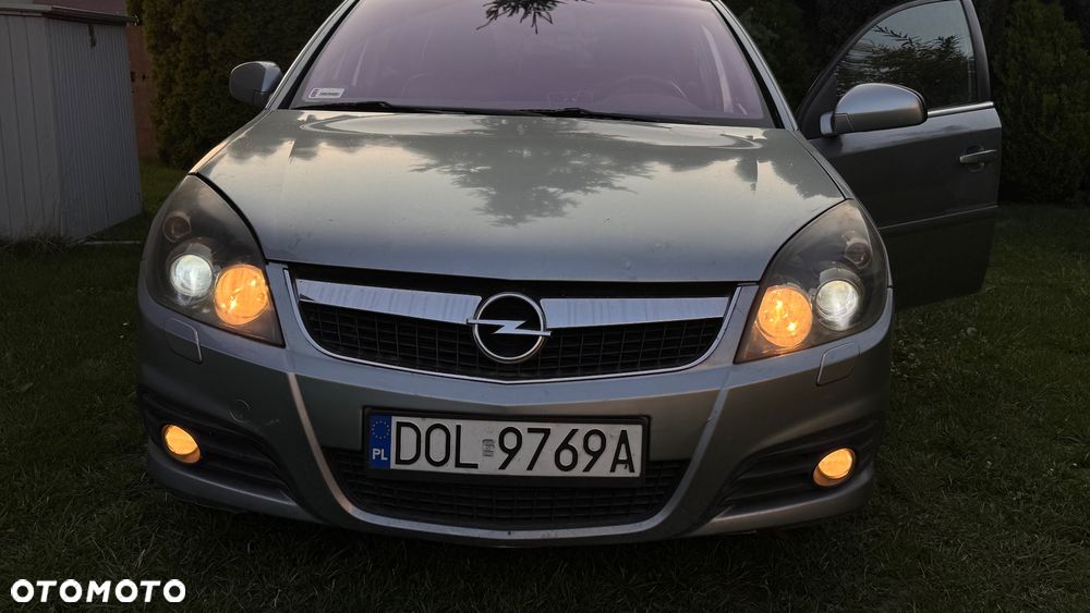 Opel Vectra 1.9 CDTI Automatik Business Sport - 20