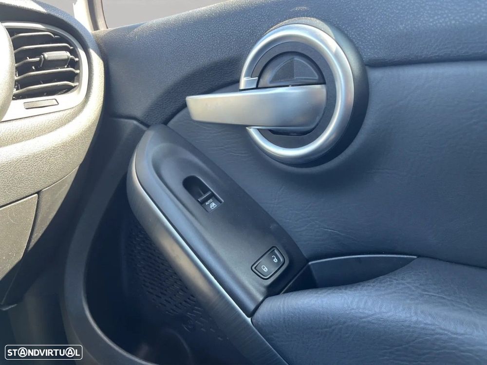 Fiat 500X 1.6 MJ City Cross S&S - 17
