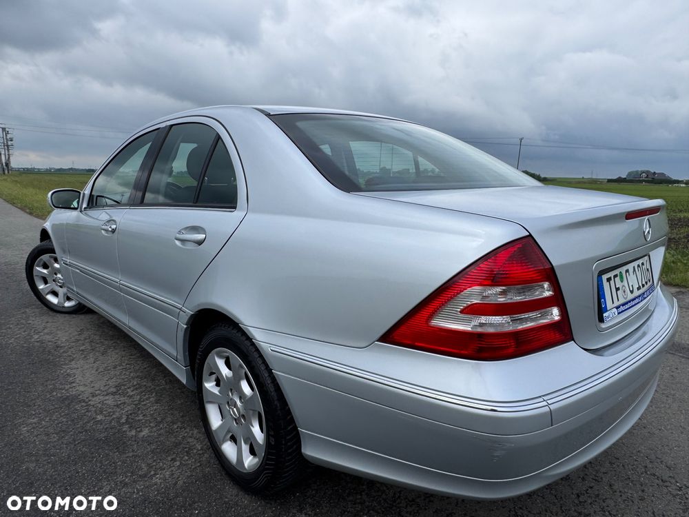Mercedes-Benz Klasa C 200 Kompressor Automatik Elegance - 4