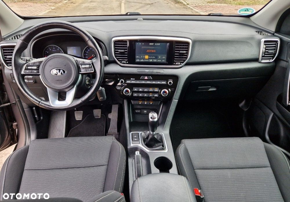 Kia Sportage 1.6 GDI 2WD DREAM-TEAM EDITION - 28