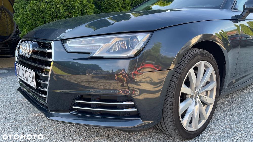 Audi A4 Limousine - 4