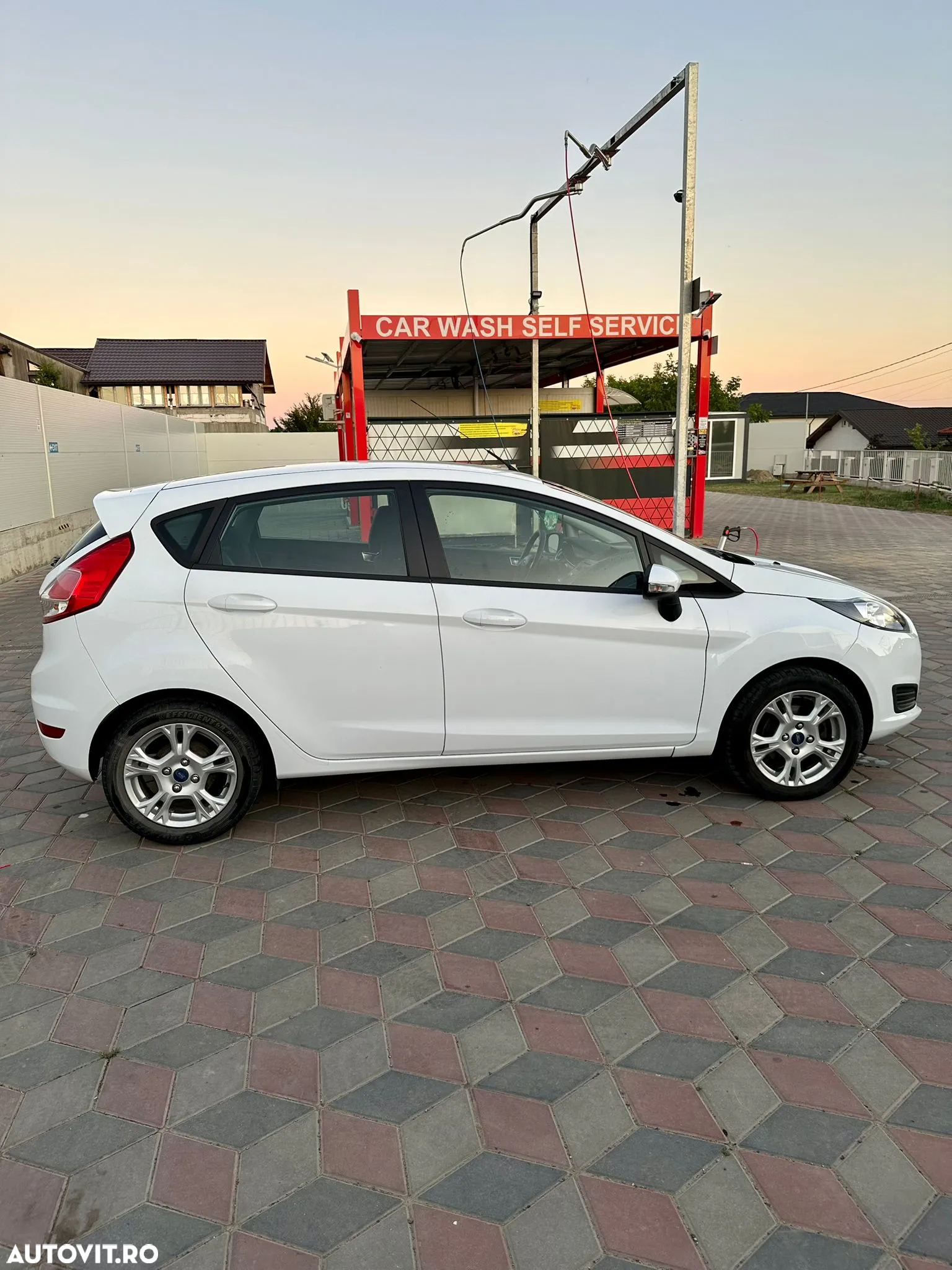 Ford Fiesta 1.0 Start Stop Titanium - 5