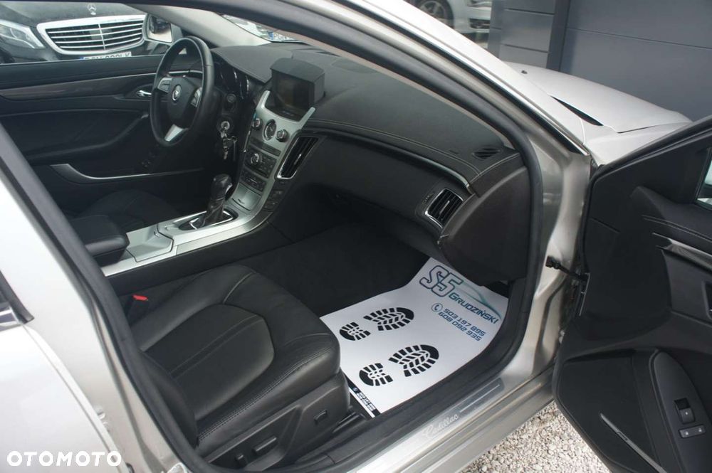 Cadillac CTS - 13