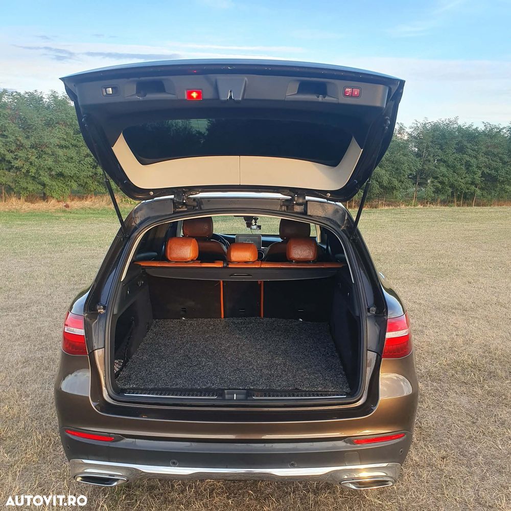 Mercedes-Benz GLC - 7
