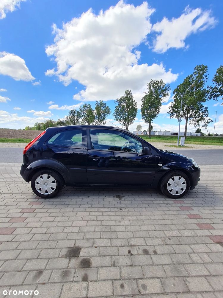 Ford Fiesta 1.3 - 5