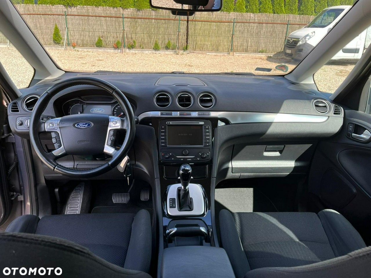 Ford Galaxy - 18