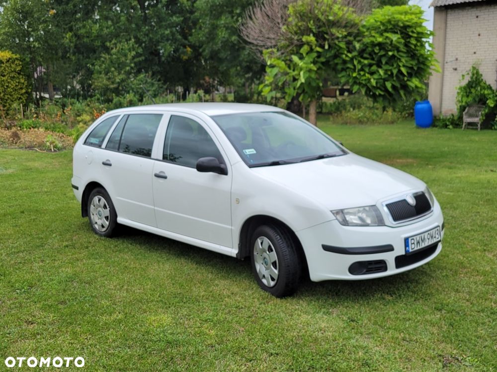 Skoda Fabia - 3