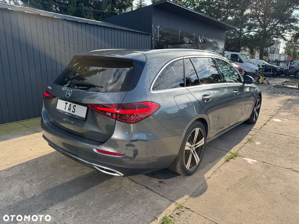 Mercedes-Benz Klasa C 200 d T 9G-TRONIC Edition Avantgarde - 4