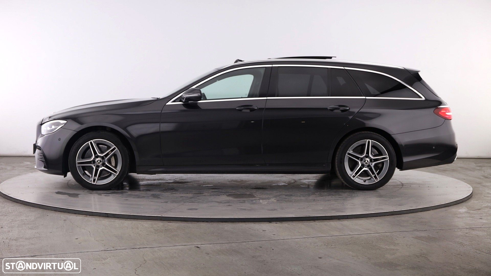 Mercedes-Benz E 300 de AMG Line - 5