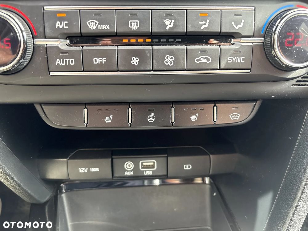 Kia Ceed 1.4 T-GDI L Business Line - 13