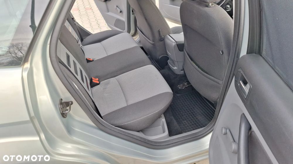 Ford Focus - 10