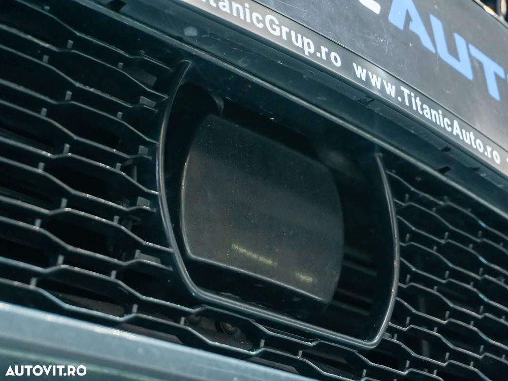 BMW Seria 3 330e Aut. M Sport - 35