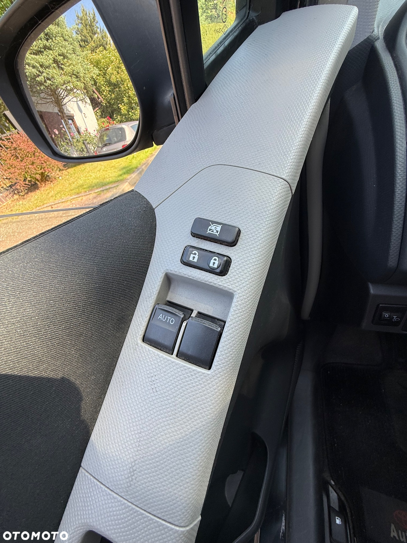 Toyota Yaris 1.33 Prestige - 13