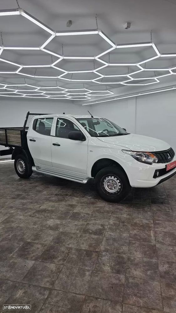 Mitsubishi l200 2.4 di-d invite 2wd - 14