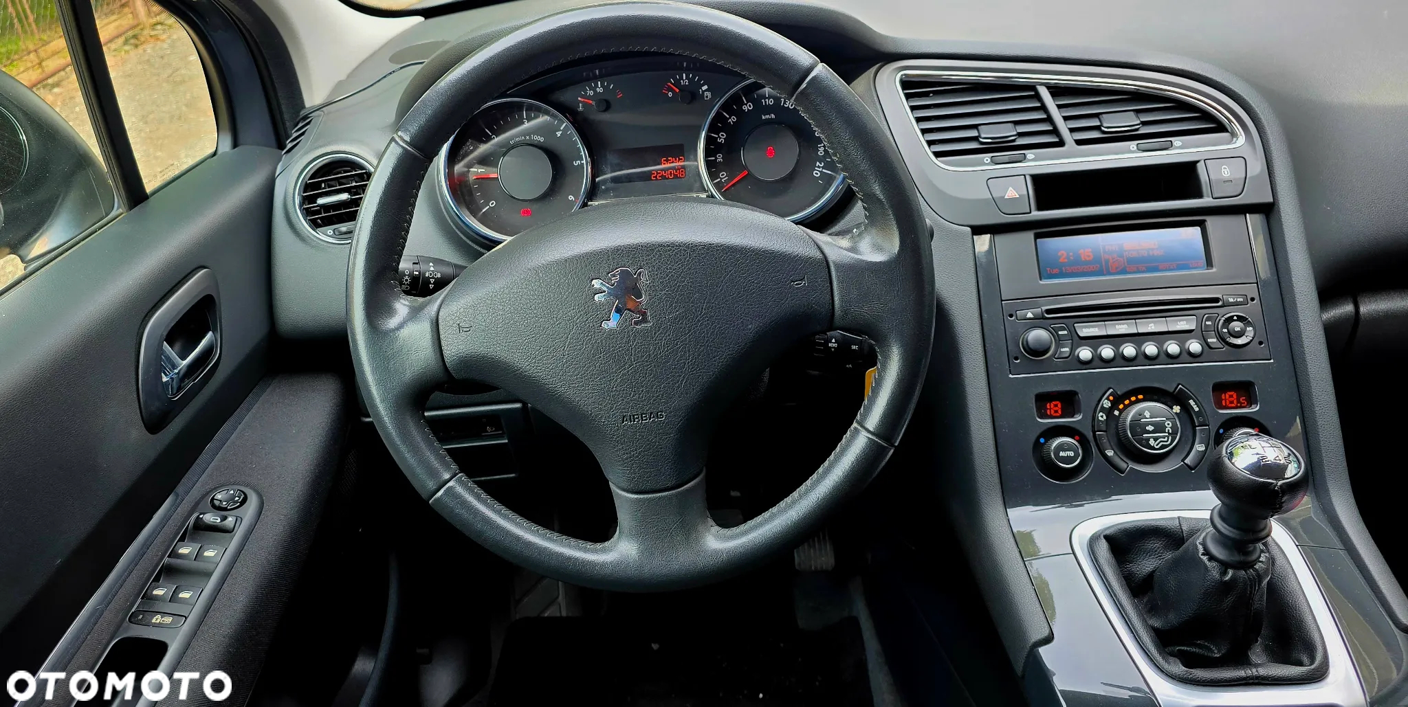 Peugeot 5008 1.6 HDi Family 7os - 14