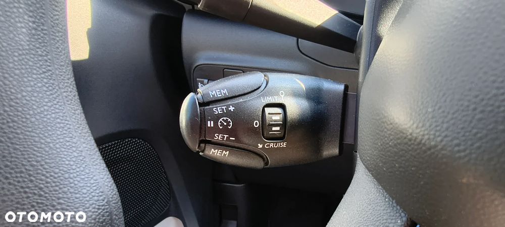 Citroën C3 1.2 PureTech Shine - 21