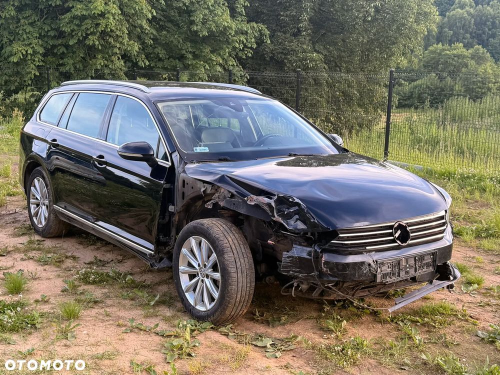Volkswagen Passat 1.8 TSI BMT Highline - 1