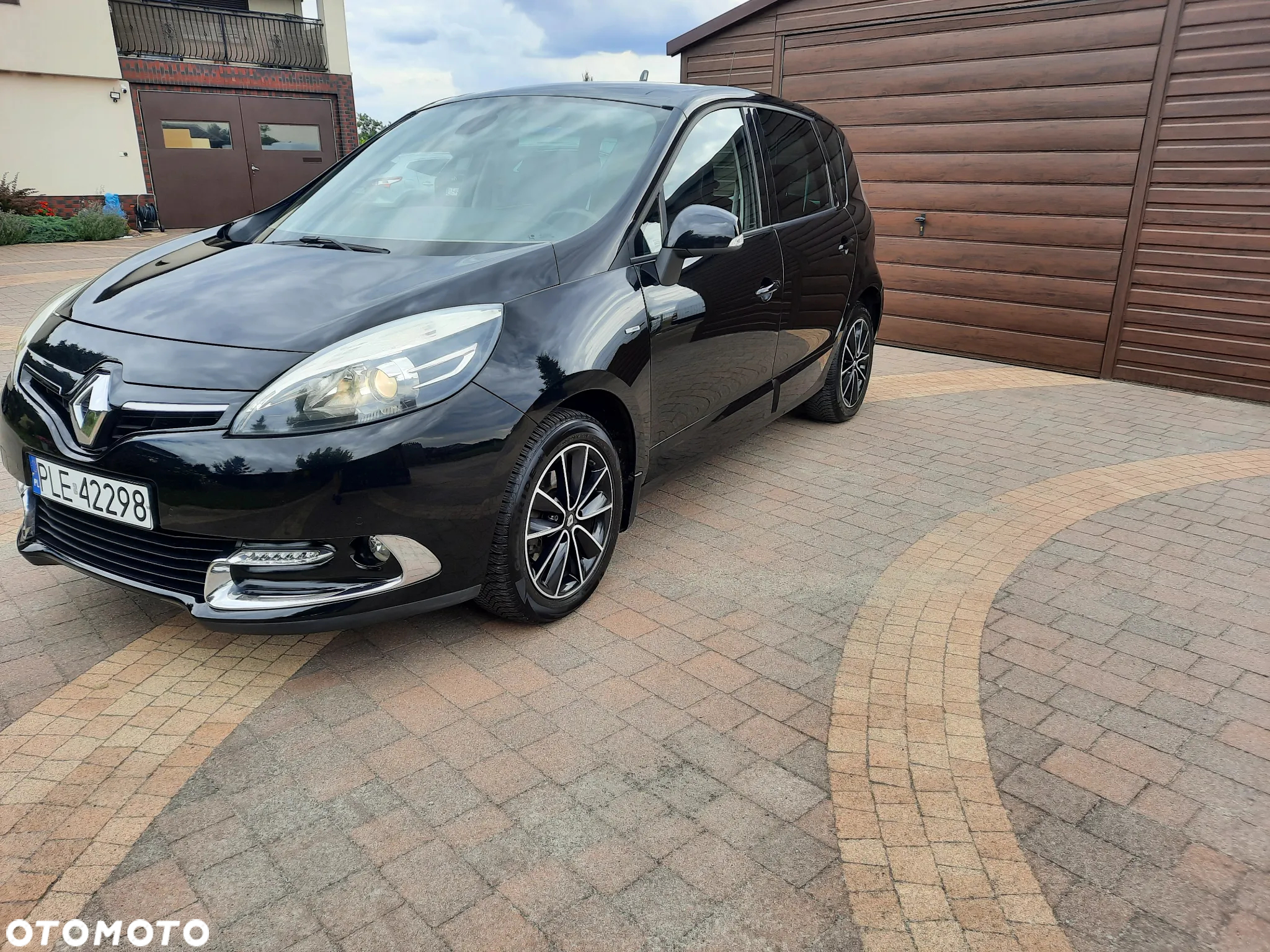Renault Scenic ENERGY TCe 130 S&S Bose Edition - 29