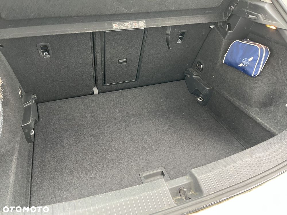 Volkswagen T-Roc 1.0 TSI - 19
