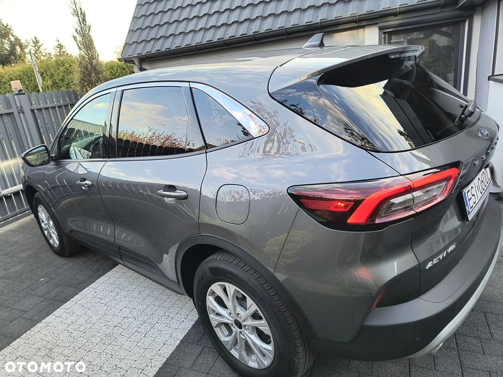 Ford Kuga - 9