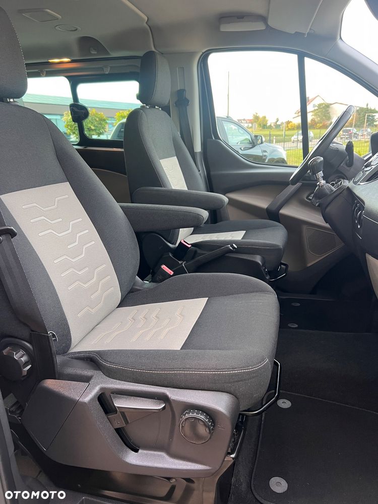 Ford Tourneo Custom 2.0 TDCi L1 Titanium - 12