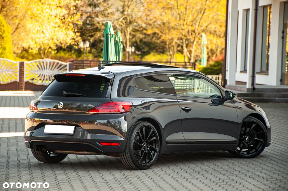 Volkswagen Scirocco 2.0 TSI (BlueMotion Technology) DSG - 12