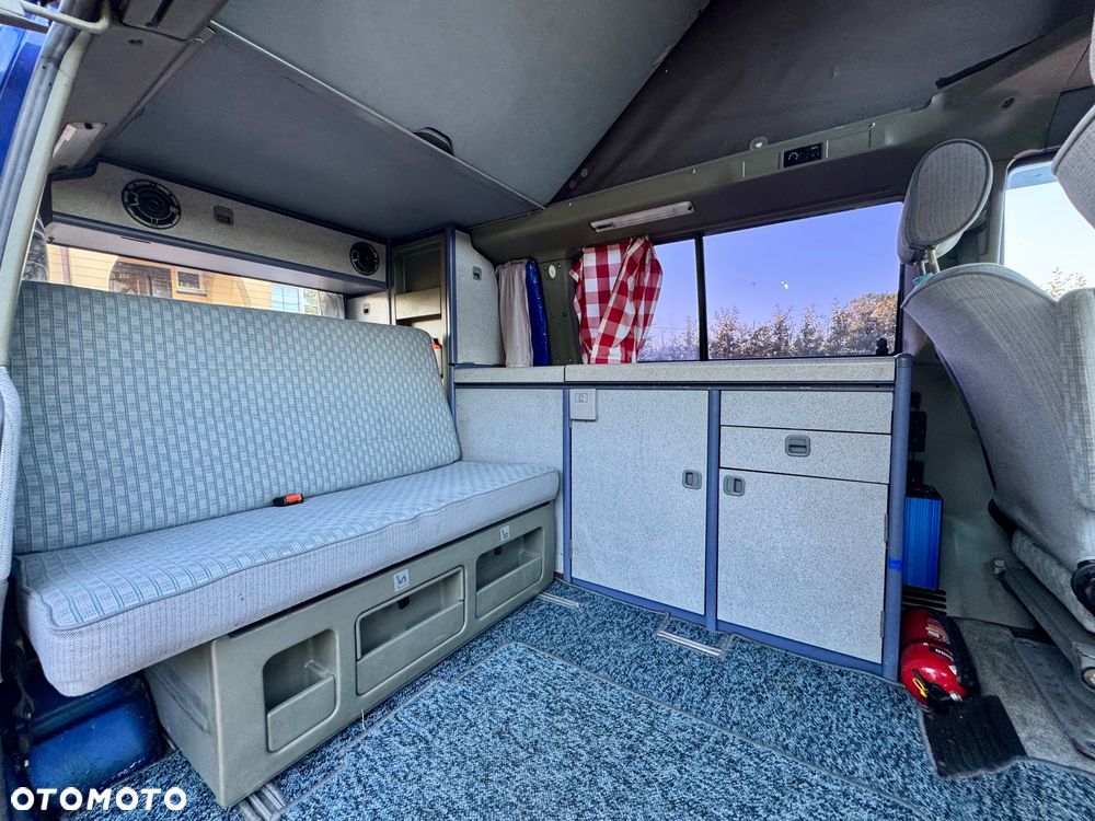 Volkswagen Transporter - 12