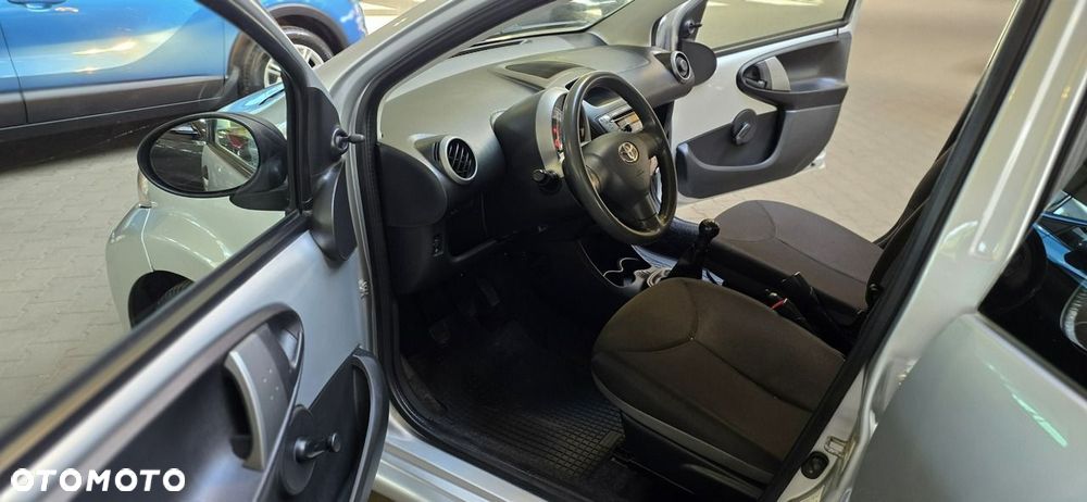 Toyota Aygo - 11
