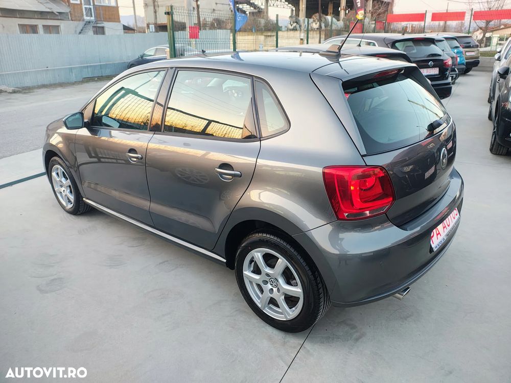 Volkswagen Polo 1.6 TDI Blue Motion Technology Comfortline - 4