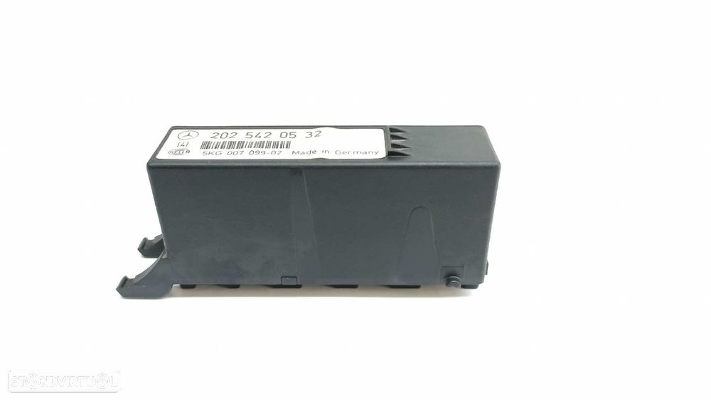 RELÉ MERCEDES CLASE C (W202) BERLINA 220 CDI (202.133) - 7