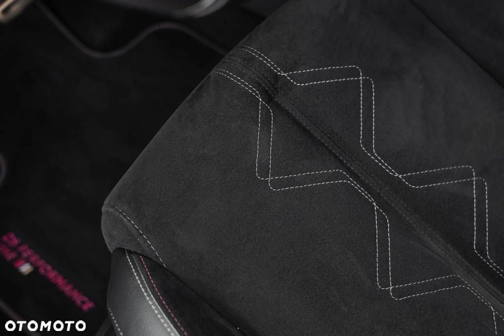 DS Automobiles DS 7 Crossback - 26