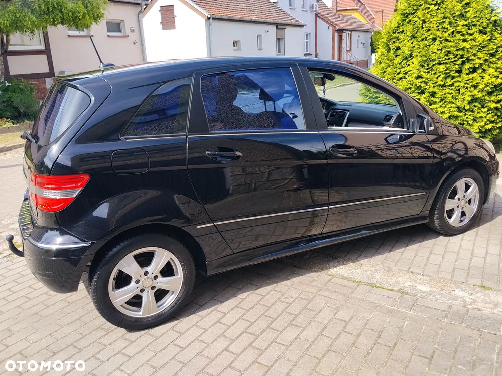 Mercedes-Benz Klasa B 200 Special Edition - 11