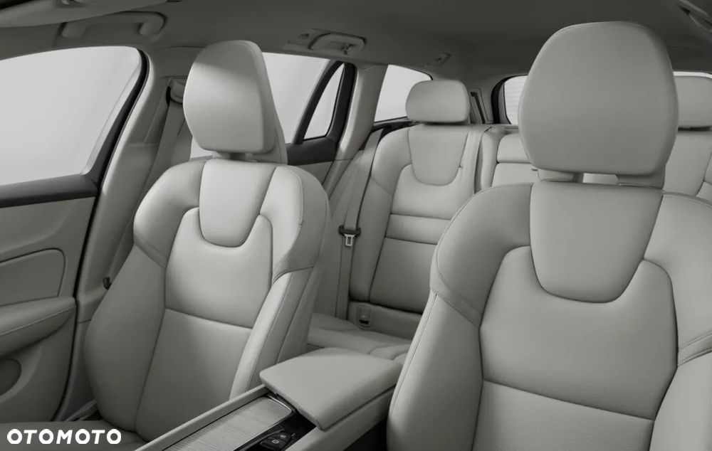 Volvo V60 B4 B Plus Dark - 7