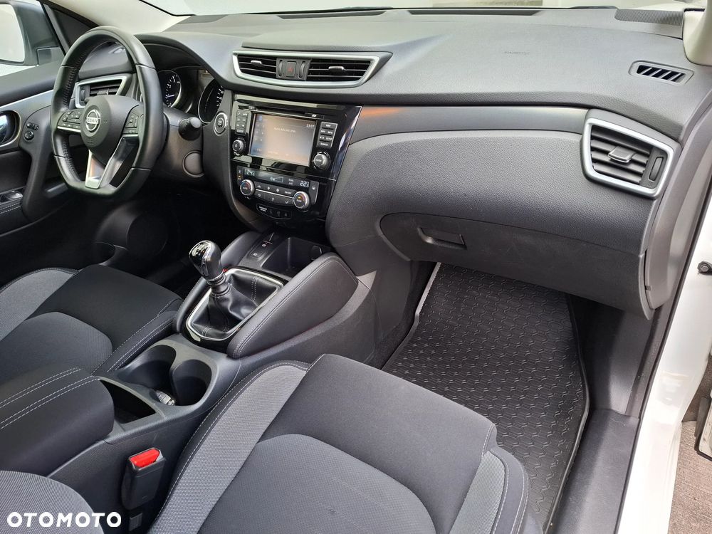 Nissan Qashqai 1.6 DIG-T 360 - 39