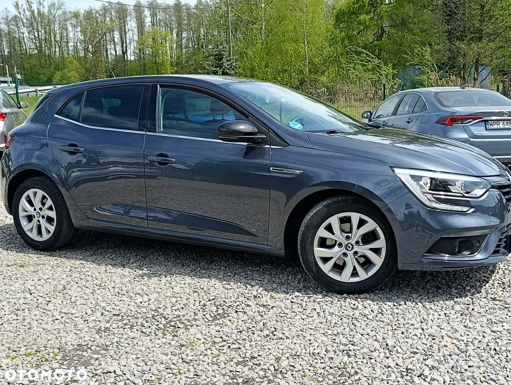 Renault Megane - 11