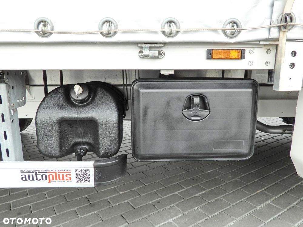 Volkswagen CRAFTER  PLANDEKA 10 PALET WEBASTO TEMPOMAT LEDY  180KM - 21